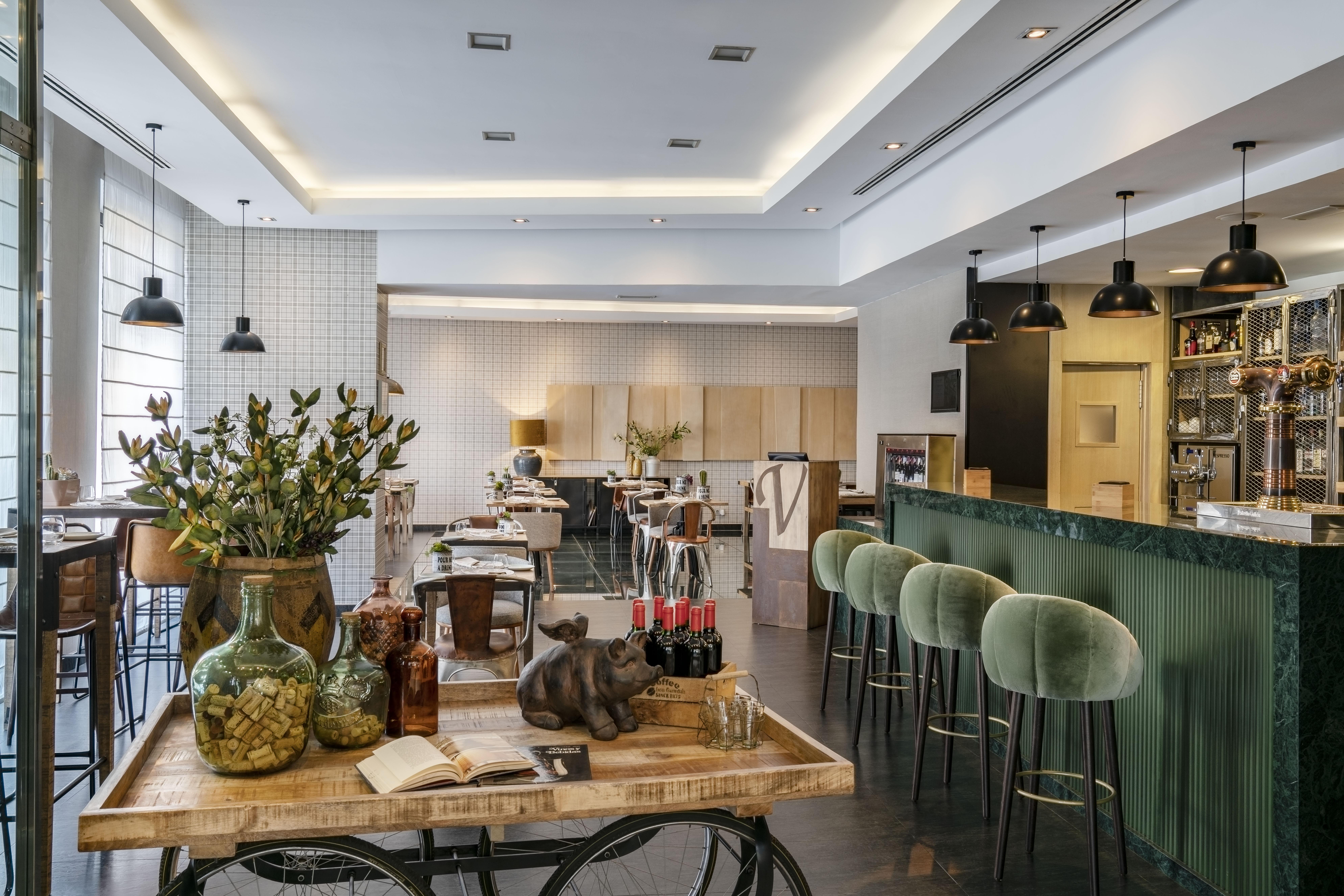 Vincci Seleccion Posada Del Patio Malaga Luaran gambar The kitchen at the 2012 London Design Festival