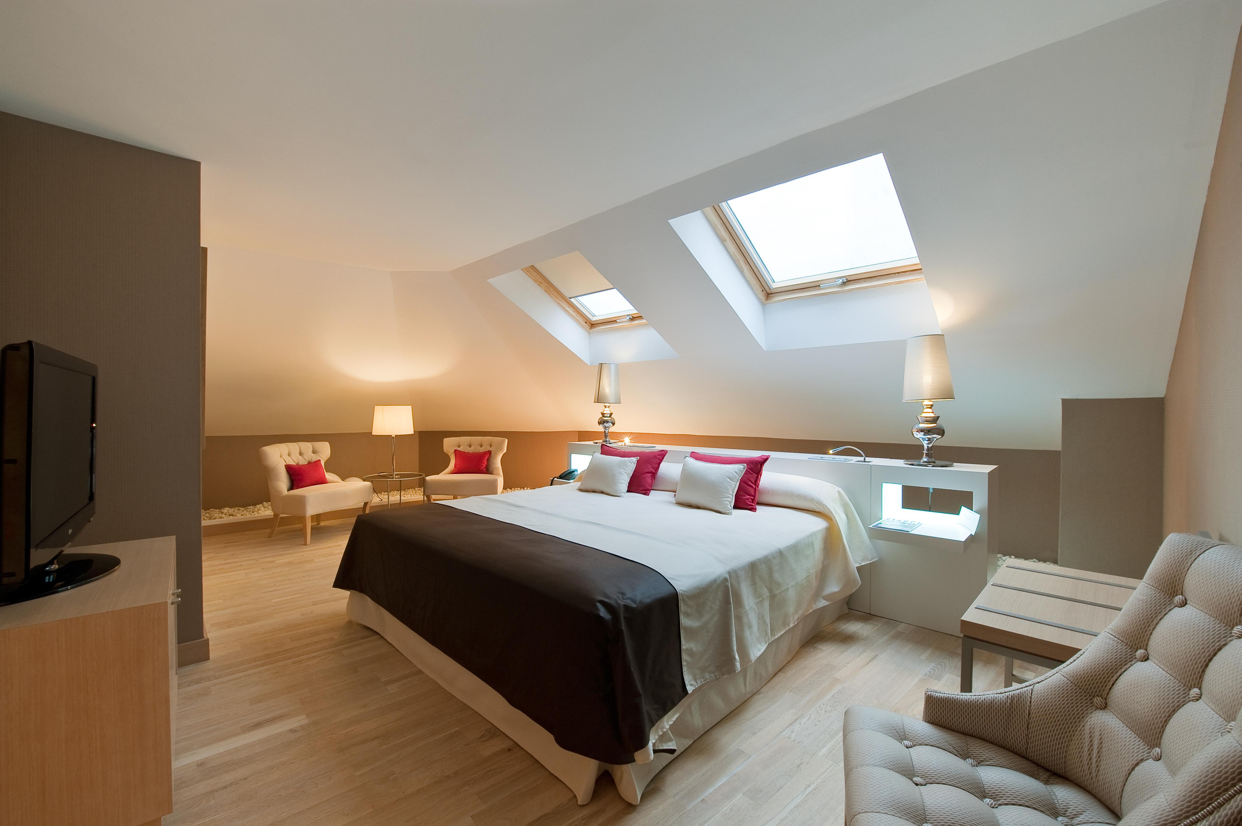 Vincci Seleccion Posada Del Patio Malaga Luaran gambar A room at the hotel