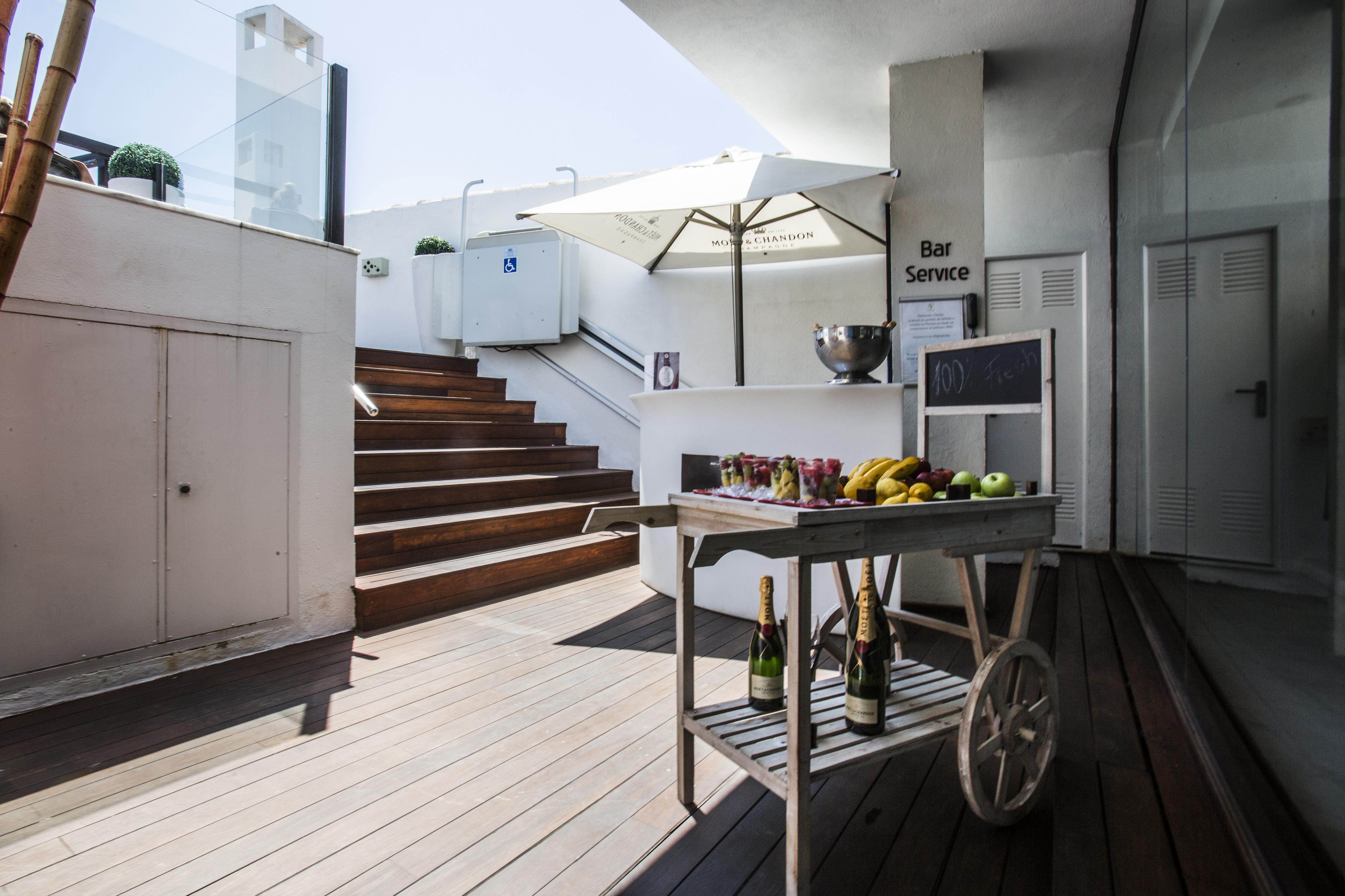 Vincci Seleccion Posada Del Patio Malaga Luaran gambar The kitchen of the restaurant