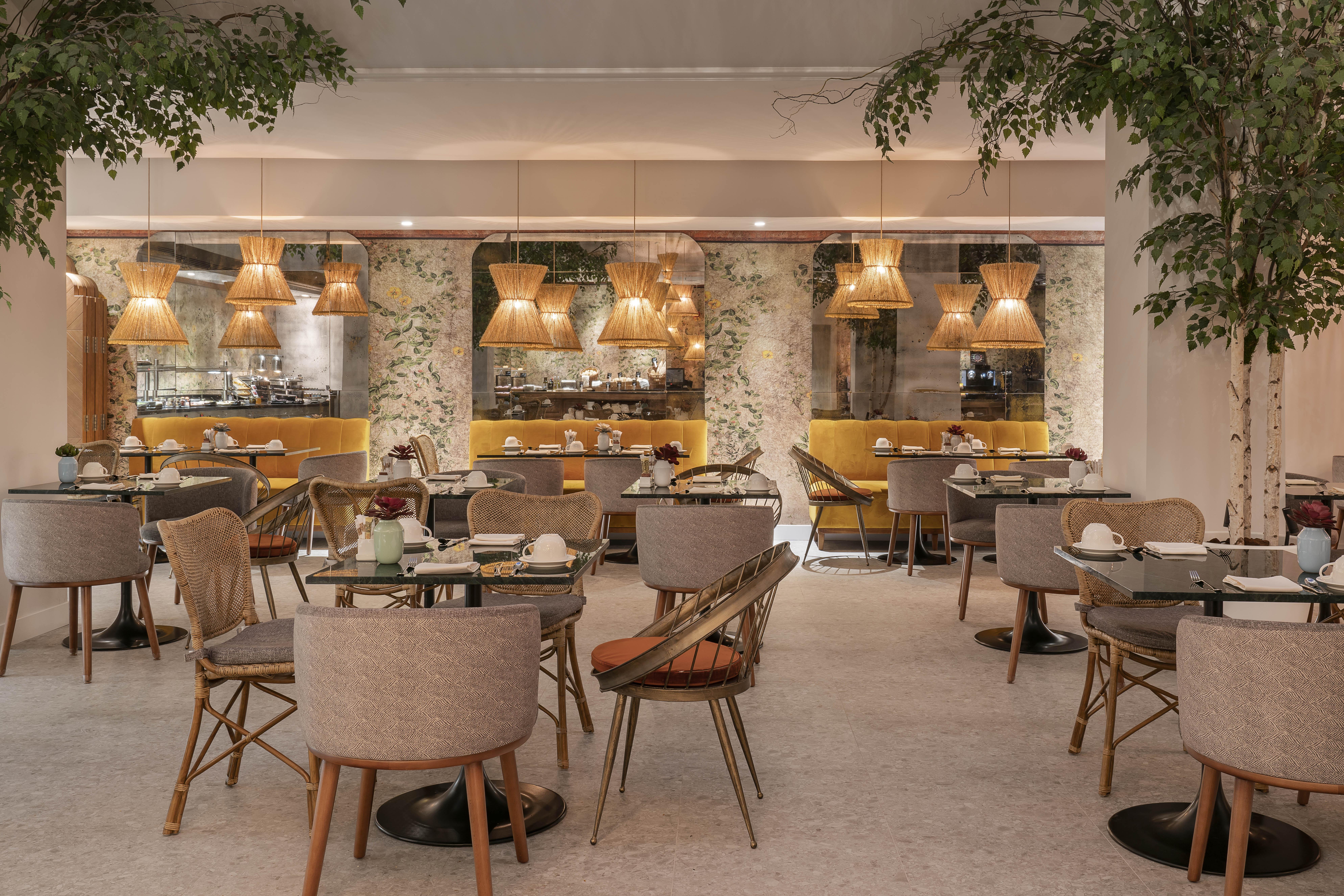 Vincci Seleccion Posada Del Patio Malaga Luaran gambar Restaurant interior