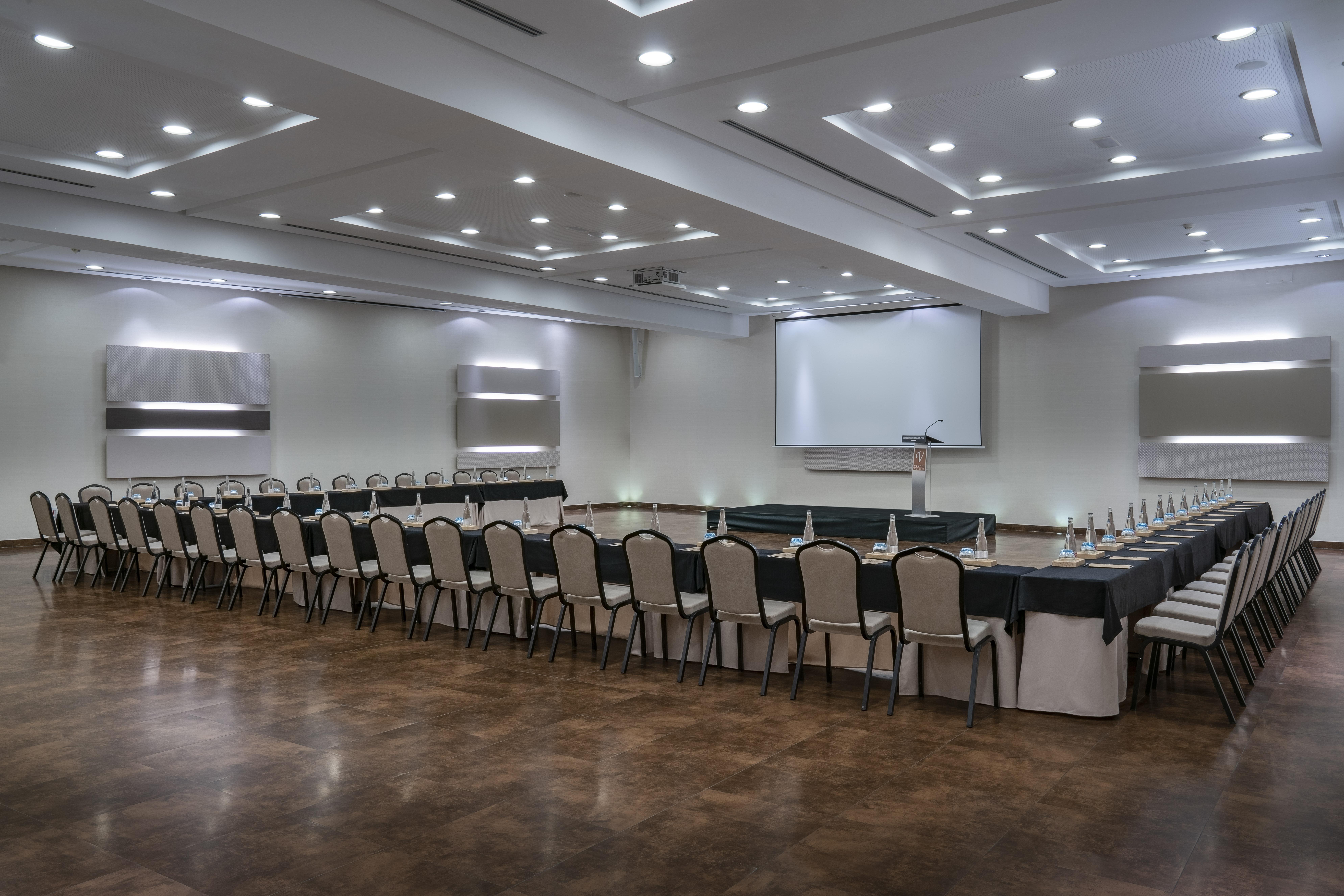 Vincci Seleccion Posada Del Patio Malaga Luaran gambar The conference room